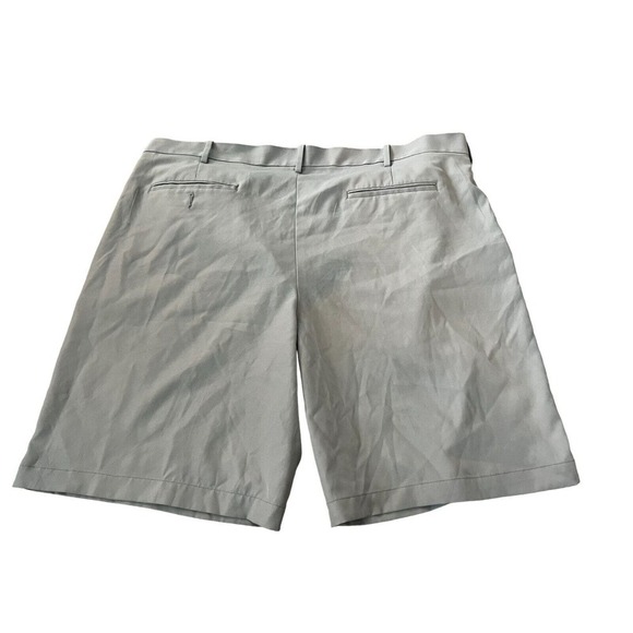 Jack Nicklaus Mens Sz 42 Chino Golf Short Flat Front Regular Fit Mid Rise Gray - Picture 2 of 13